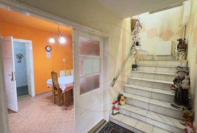 Casa 7 camere cu Teren 4.620 mp | Potential pentru rezidenta sau afacere | Carei - 4