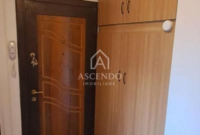 Apartament 3 Camere de Închiriat Gorjului Sector 6 | Parcare | 650 EUR - 11