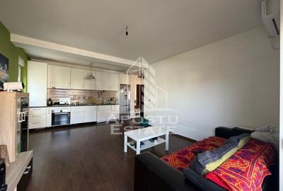 Apartament 3 camere,decomandat,etajul 1,loc de parcare,zona Blascovici - 1