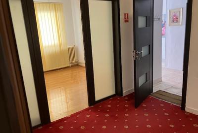 Casă individuală cu 4 camere în Vatra Luminoasă