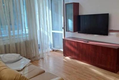 Apartament cu 2 camere, mobilat în City Park Mall