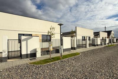 Casă cu 3 camere în Moșnița Nouă