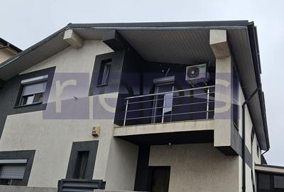 Casă cu 5 camere în Central