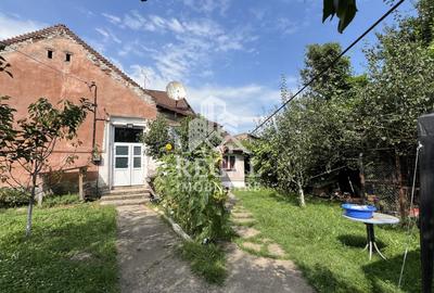 Casă spațioasă pe strada Carpați – zona Ceangăi - 1