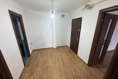Ap 2 cam, 60 mp utili, et 2/3, hol patrat logie si balcon,renovat ! - 13
