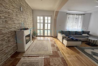 Casa pe 3 nivele si teren de vanzare, central in Sanmartin,  Bihor - 5