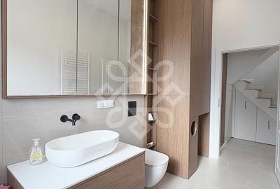 Apartament pe doua niveluri cu terasa, strada Vasile Alecsandri - 9