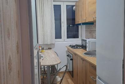 Direct proprietar  Inchiriez  apartament 2 camere  Renovat  Exercitiu - 3