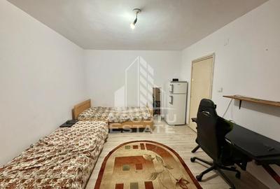 Garsoniera, 25 mp, parter, Zona Complexul Studentesc