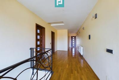 Vilă spațioasă cu 8 camere, Grădiște - 6