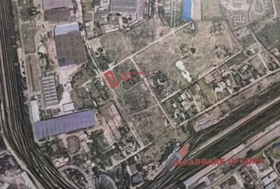 Vând urgent teren vizavi de Divino - 1