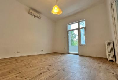 Apartament interbelic - Piata Romana - Renovat