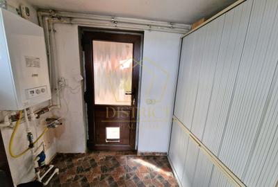 Casa individuala impartita in 2 apartamente | Ianova - 12