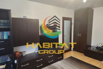 Vânzare apartament 3 camere Apărătorii Patriei Str Moldovița - 1