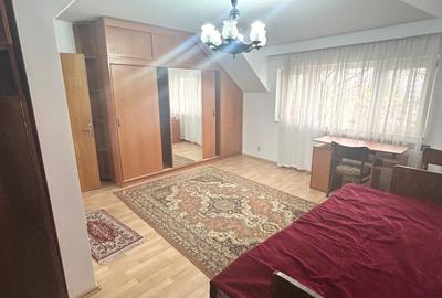 Pantelimon-Fundeni / Apartament 3 cam in vila / Loc de parcare-Curte - 14