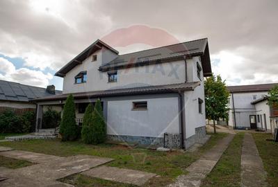 Casă / Vilă cu 5 camere de vânzare - 3