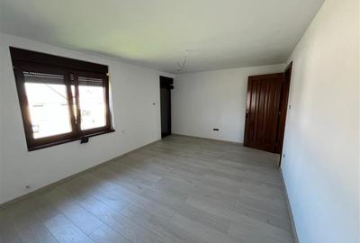 Caransebes, Casa 7 Camere + Teren 600 Mp., Zona Pipirig - 6