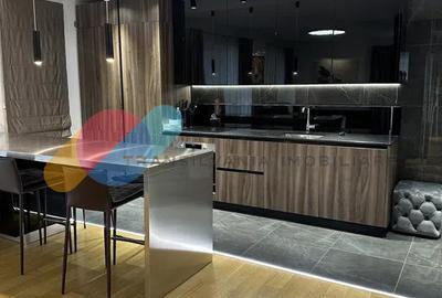 Apartament cu 2 camere semidecomandat, mobilat în Semicentral