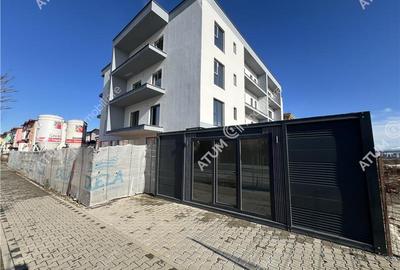 Apartament la cheie cu 3 camere si balcon zona Pictor Brana - 1