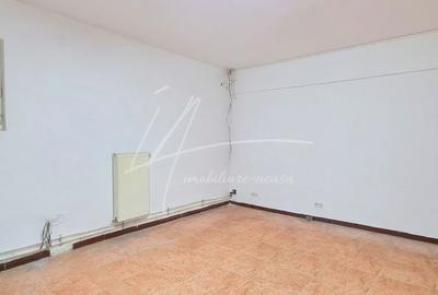 SPATIU COMERCIAL STRADAL 108 mp STR. MAICA DOMNULUI NR. 41 / B-DUL LACUL TEI! - 17