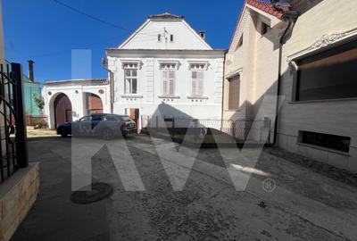 Casa  autentica cu potential de investitie – Poiana Sibiului - 1