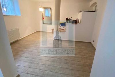 Apartament 2 camere - zona Centrul Istoric - 1