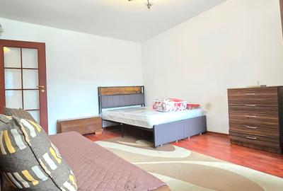 Apartament 1 camera decomandat, etaj 1/4, centrala, balcon inchis, geam la baie - 1