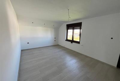 Caransebes, Casa 7 Camere + Teren 600 Mp., Zona Pipirig - 11
