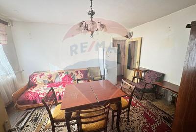 Apartament cu 2 camere nedecomandat în Sud