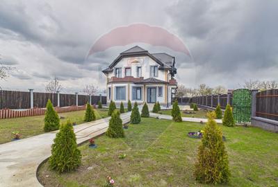 Casă / Vilă cu 5 camere de vânzare - 2