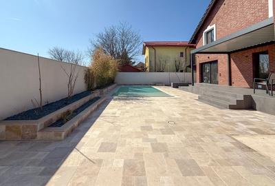 Casă cu 4 camere în Central