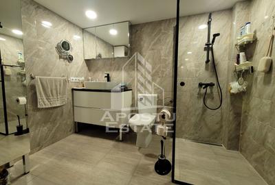 Casa individuala de vanzare, cu 4 camere si 2 garaje, zona Lipovei - 14