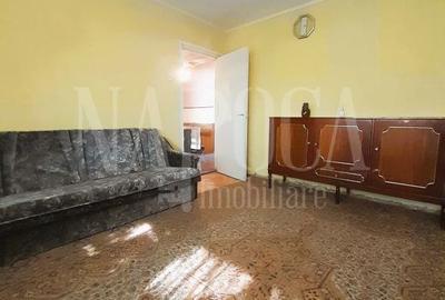 Apartament cu 3 camere decomandat în Cantemir