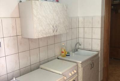 Apartament 2 camere decomandat - Tomis III - 81.900 euro (Cod E2+E7) - 4
