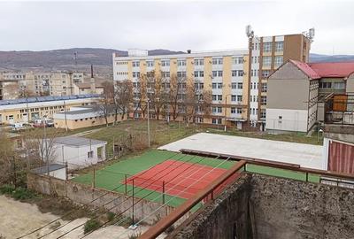 Apartament 2 Cam. Semidecomandate – Moldova Noua CS - 3