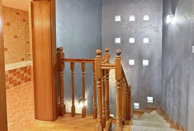Două case separate , utilizare mixtă– rezidențial & comercial. - 10