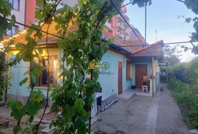 Casă individuală cu 2 camere în Girocului