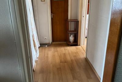 Se vinde un apartament de 3 camere in zona Obor, pe strada Masina de Paine - 4