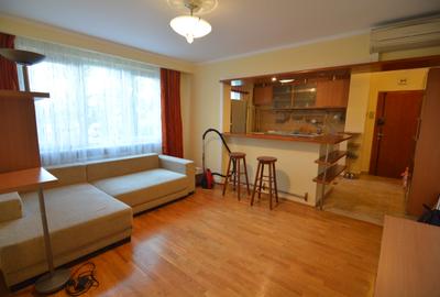 Apartament cu 3 camere cu centrala proprie zona Gării de Nord - 1