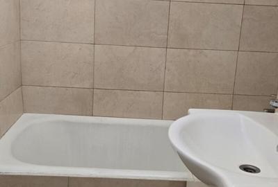 VITAN MALL, decomandata, spatioasa, 40mp-380 euro - 6