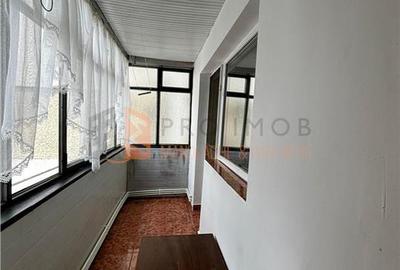 Apartament 3 camere cf 1 semidecomandat  zona Unirii Sud - 11