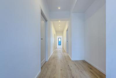 Casa la sol in Valu lui Traian, pe partea dreapta, ST 400mp - 16