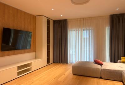 Apartament cu 3 camere semidecomandat, mobilat în Dorobanți