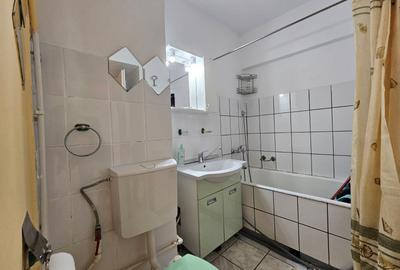 Apartament 2 camere,decomandat. - 11
