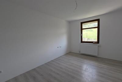 Vila triplex 4 camere si teren Barnova - 7