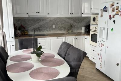 Casă cu 4 camere în Florești