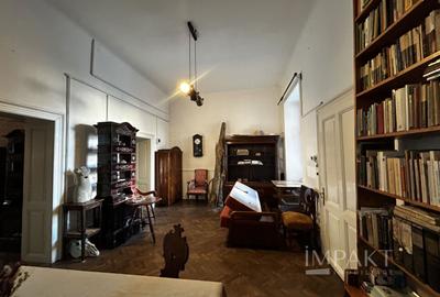 Vanzare apartament ultracentral, parter, imobil istoric - 1