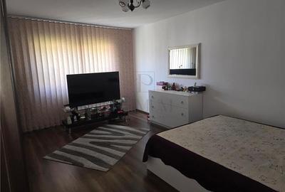 APARTAMENT 3 CAMERE- LIPOVEI- CENTRALA PE GAZ - 7