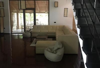 Casa D+P+E de inchiriat in Alba Iulia zona CETATE 350 mp si Teren 600 mp - 14