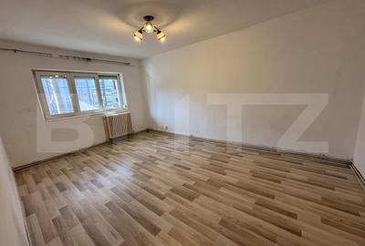 Apartament cu 3 camere decomandat în Ultracentral